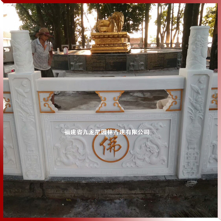 寺廟石雕欄桿圖片